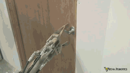 [Bild: army-robot-smashing-door-like-I-give-a-1373072348N.gif]