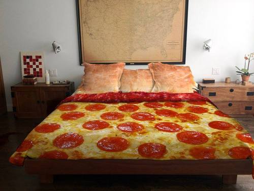 pizza-bed-cover-duvet-need-13998059180.jpg