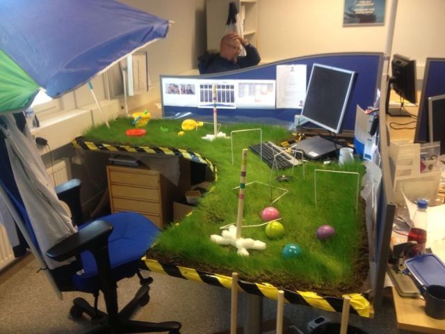 Irti Funny Picture 4903 Tags Office Prank Grass Desk Crocket